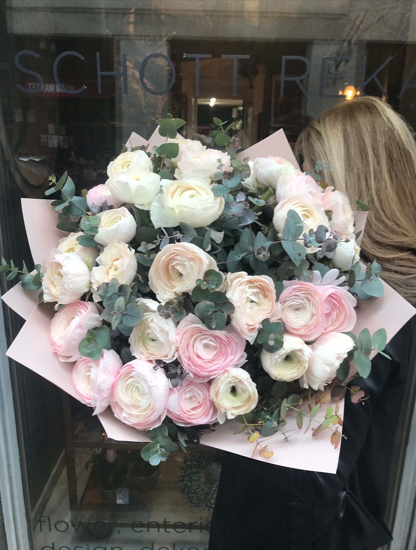 Ranunculus Boglárka Csokor